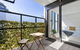 Spacious & Bright Apt Near Major Hospital Precinct - thumb 2