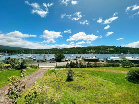 Stunning Water Front View House At Kettering - Accommodation Bookings 3