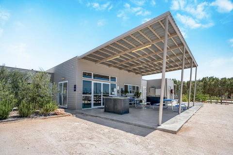 Tasman Holiday Parks - Denham Seaside - Accommodation Bookings 1