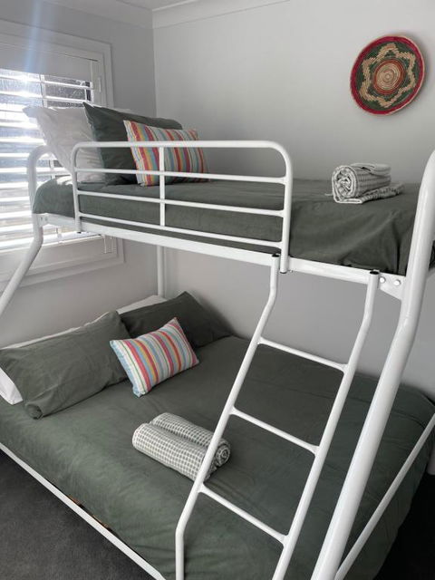 Tarbuck Lake House - Accommodation Bookings 1