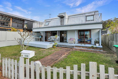 Tea Garden Waterfront Bliss - Accommodation Bookings 2