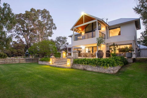 The Beach Club - Accommodation Bookings 3