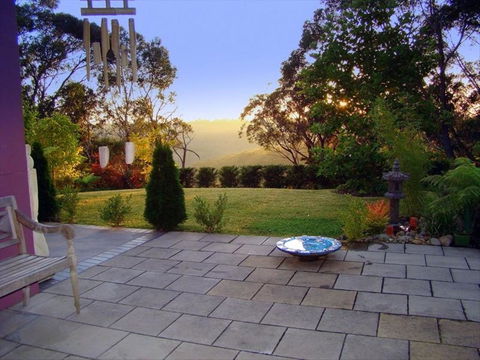 The Black Cockatoo Retreat In Leura - Accommodation Bookings 1