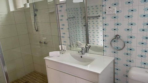 The Black Horse Hotel - Accommodation Bookings 2