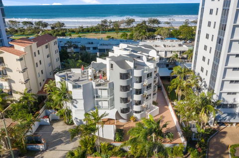 The Burlington Holiday Apartments - Accommodation Bookings 0