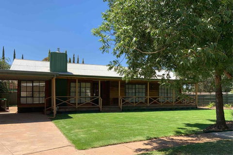 The Cottage - Accommodation Bookings 0