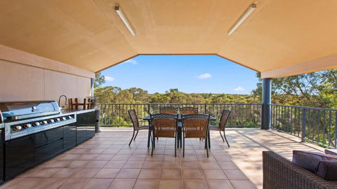The Curly Seahorse - Fantastic, Affordable Holiday Home For Large Groups - Accommodation Bookings 1