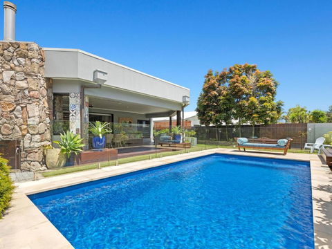 The Doggy Beach House At Pottsville - Accommodation Bookings 0