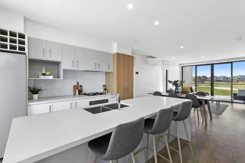 The Fairway Club 17 - Accommodation Bookings 3