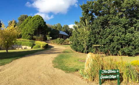 The Garden Cottage At The Olives - Accommodation Bookings 1