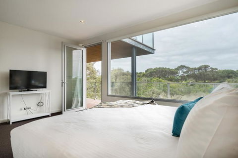 The Glasshouse - Accommodation Bookings 3