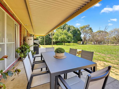 The Glenalvie - Sprawling Serenity In Adelaide Hills - Accommodation Bookings 1