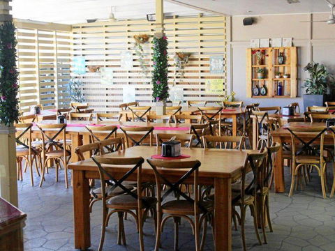 The Golden Orange Hotel Motel - Accommodation Bookings 1