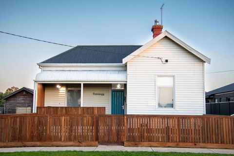 The Guesthouse - Accommodation Bookings 0