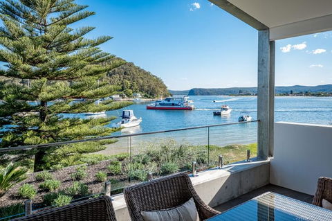 Beauty On Booker Bay - Accommodation Bookings 2