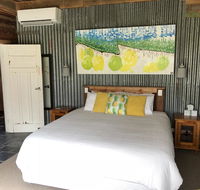 Bed in a Shed Vineyard Stay
