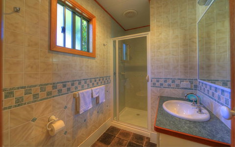 Beechworth Lake Sambell Caravan Park - Accommodation Bookings 1