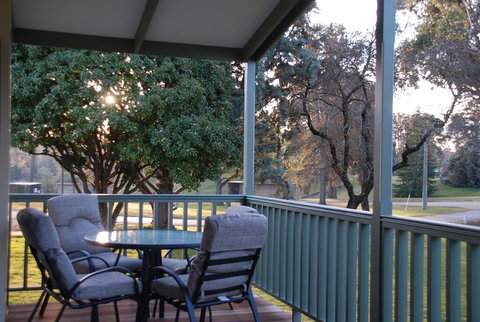 Beechworth Lake Sambell Caravan Park - Accommodation Bookings 2