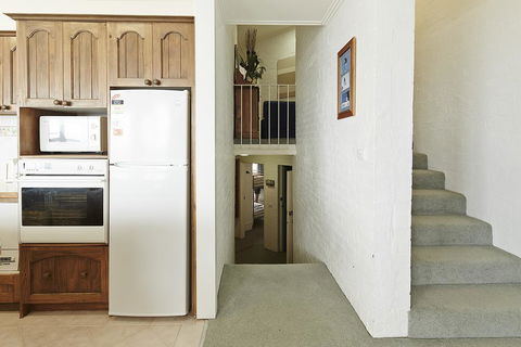 Beehive 14 - Accommodation Bookings 1
