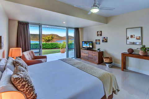 Bella Vista East 3 Luxury Ocean Views Large Flat Grassed Area And Buggy - Accommodation Bookings 1