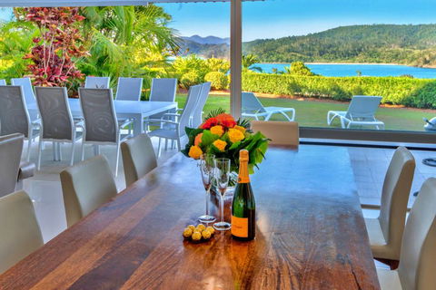 Bella Vista East 3 Luxury Ocean Views Large Flat Grassed Area And Buggy - Accommodation Bookings 0