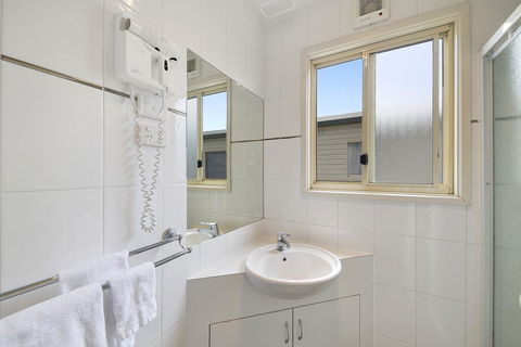 Benalla Tourist Park - Accommodation Bookings 3