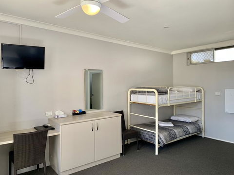 Bermagui Beach Hotel - Accommodation Bookings 1