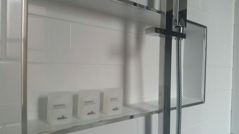 Bespoke On Main - Accommodation Bookings 2