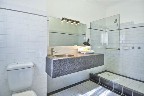 BEST WESTERN Geelong Motor Inn & Serviced Apartments - Accommodation Bookings 1