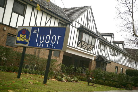 Best Western Plus The Tudor Box Hill - Accommodation Bookings 0