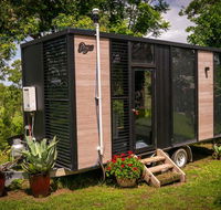 Big Tiny Paz Seven Hills Tiny House Tallarook - Accommodation Bookings