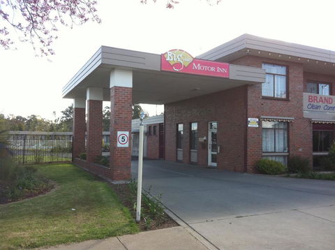 Big Valley Lakeside Paradise Motor Inn - Accommodation Bookings 0