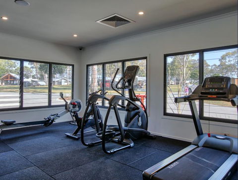 BIG4 Sandstone Point Holiday Resort - Accommodation Bookings 1