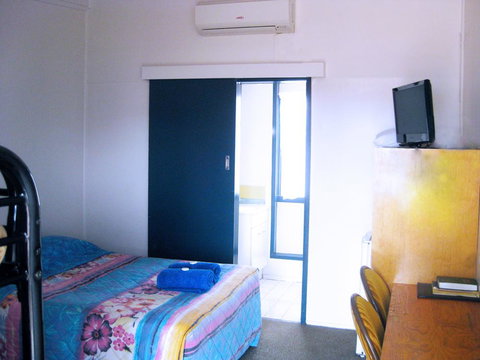 Billabong Hotel - Accommodation Bookings 2