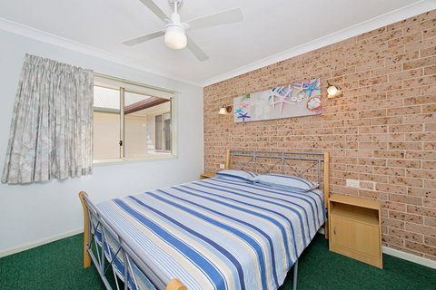 Bimbimbi 1, 11 Willow Street - Accommodation Bookings 2