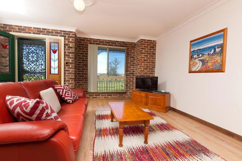 Birchgrove Terrace, Unit 3, Recreation Lane - Accommodation Bookings 2