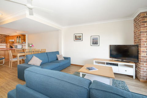 Birchgrove Terrace, Unit 4, Recreation Lane - Accommodation Bookings 3