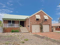 Birubi Beach House' 14 Campbell Avenue - fantastic house and close to the surf beach