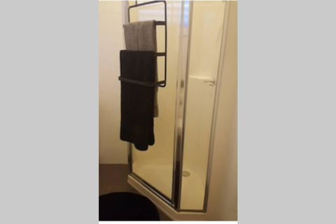 Blackheath Homely Modern Cottage - Accommodation Bookings 3