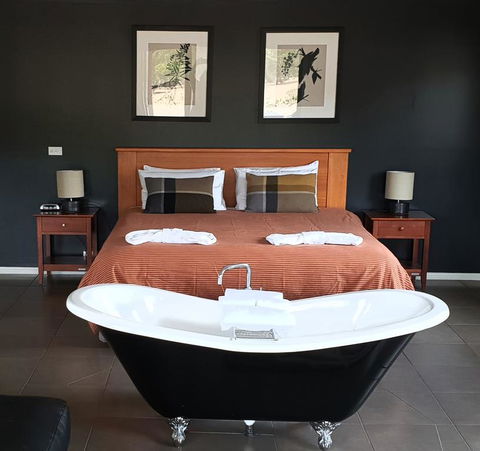 Blaze Rock Retreat - Accommodation Bookings 2