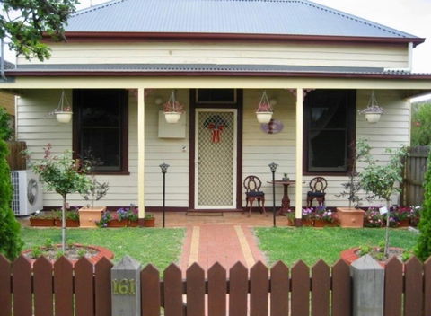 Bloomsbury Cottage - Accommodation Bookings 1