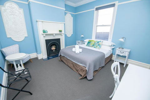 Blue Door Apartments Heritage Charm In CBD - Accommodation Bookings 2