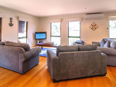 Blue Haven - Accommodation Bookings 2