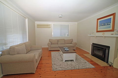 Blue Lagoon - Waterfront - Accommodation Bookings 2