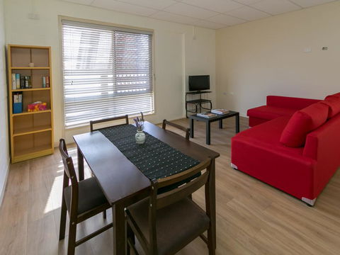 Blue Water Retreat - Downstairs - Accommodation Bookings 3