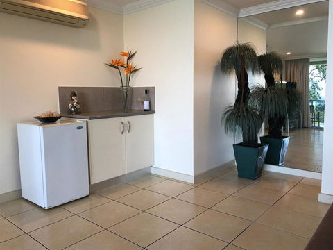 Blue Water Views Apartments - Accommodation Bookings 1