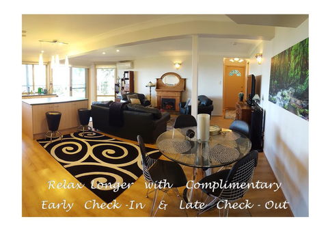 Blue With A View - Accommodation Bookings 0