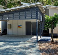 Bluewater 2 - Rainbow Shores Walk to beach private and stylish beach escape all on level