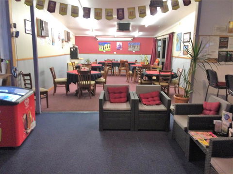 Bluff Hotel - Accommodation Bookings 3