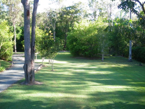 BoBRENE On Tamborine Nude Retreat - Quaint Cottage - Accommodation Bookings 3